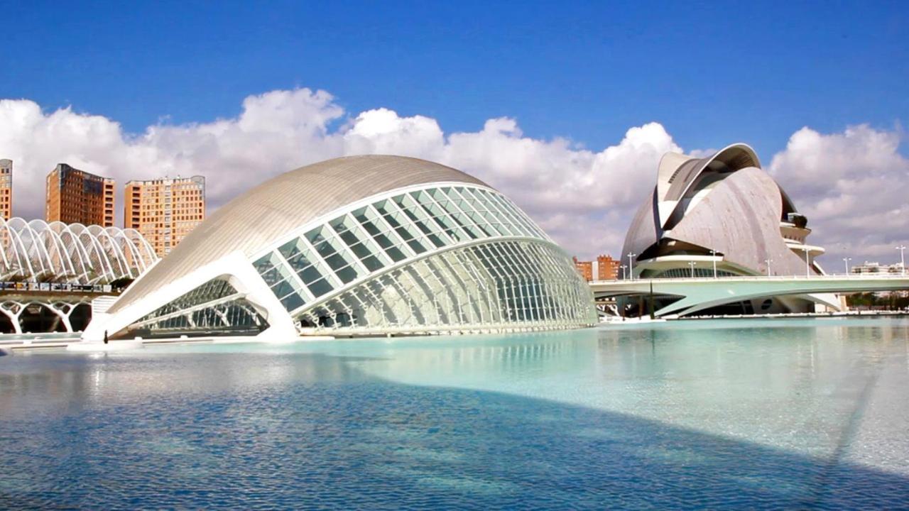 Jl Ciudad De Las Artes Valencie Exteriér fotografie